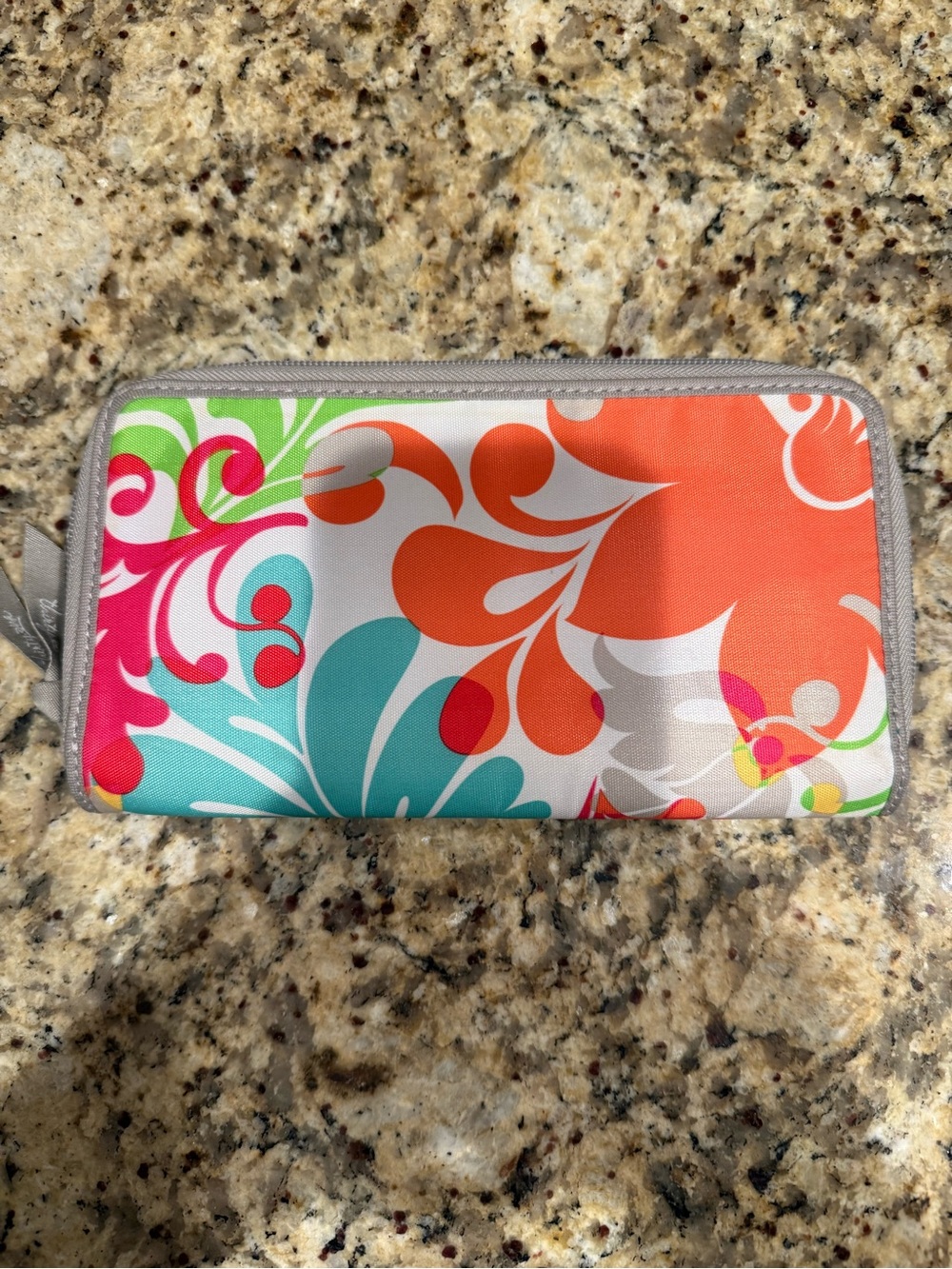 Thirty-One Coupon Organizer Zip Accordion Wallet Floral Paisley Multi Color NWOT
